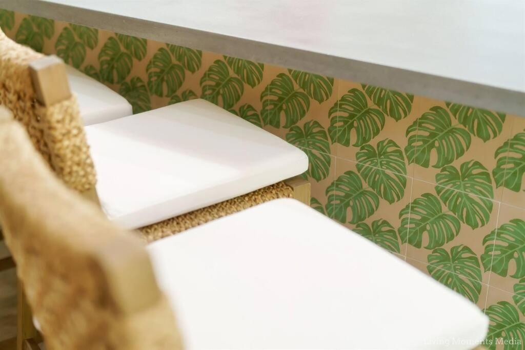 דירות ויילי Aloha Moon - A Chic And Dreamy Modern Tropical Hideaway! מראה חיצוני תמונה